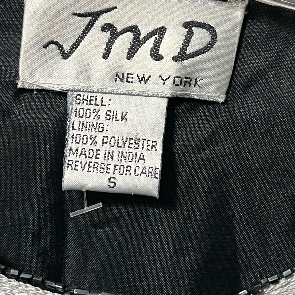 Chic Black and Silver Patterned Blazer - image 2